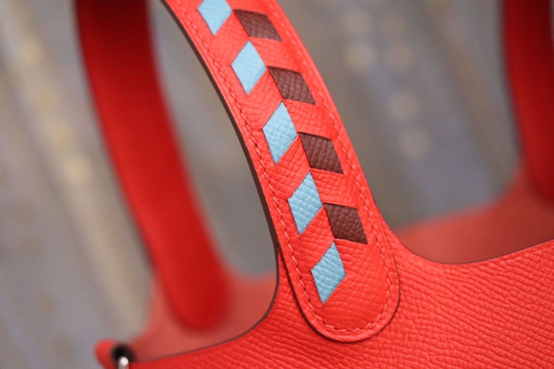 에르메스 피코탄18 레더 트레사쥬 로즈 앱송